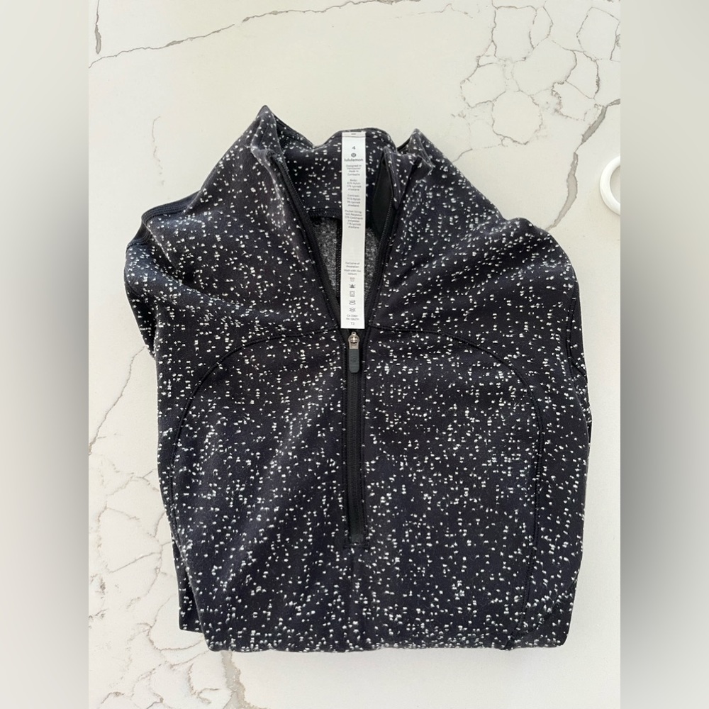 Lululemon Womens Pull Over - image 8